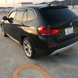 車検 令和３年8月 BMW H22 X1 sDrive 18i 走行7.1万㌔ HID ETC HDDナビ フルセグTV コンフォートアクセス ブラックサファイアメタリックの画像