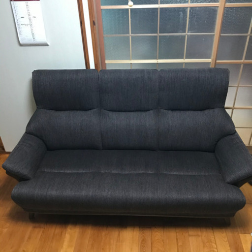 【取引中】3人掛けソファー【鹿屋市】