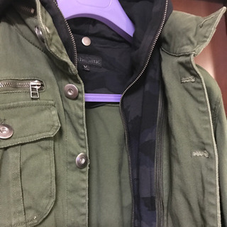 急募！メンズカーキ色ミリタリー風　アウター上着サイズＭの画像