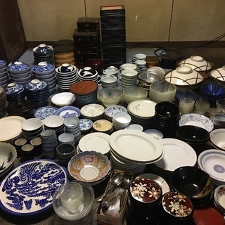 丼屋さん、お蕎麦屋さん向け、食器お譲りします。