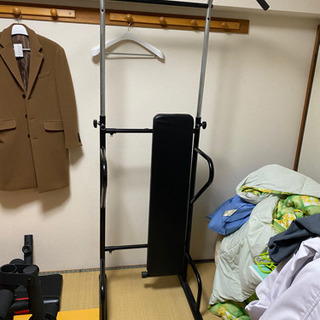懸垂マシン　ぶら下がり健康器具