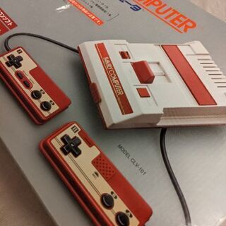 【中野・新宿近辺】ファミコンミニ【箱・持ち運びケースあり】