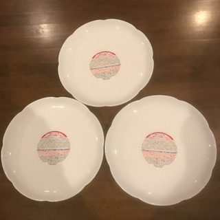 白い平皿(ヤマザキ)値下げしました