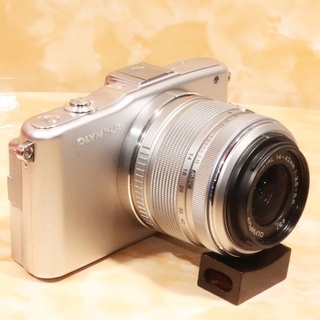 ★美品級＆スマホ転送★オリンパス E-PM1 レンズキット バッグ付きの画像