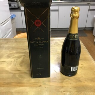 モエ・エ・シャンドン ヴィンテージ 1990 シャンパン 750ml MOET&CHANDON 酒 未開栓の画像