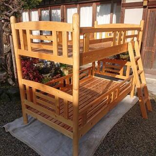 二段ベッドの画像