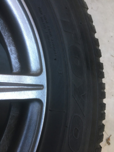 エスティマ　スタッドレスホイルセット215/60R16