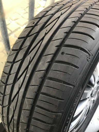スタッドレスタイヤ　225/60R16 ４本　アルミホイール付き