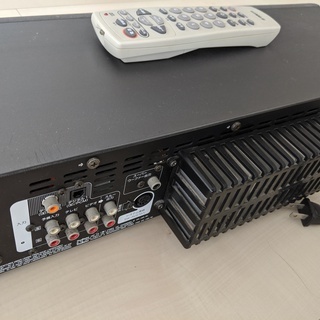 ホームシアター（YAMAHA AV-S70フロントスピーカとリモコンのみ　）の画像