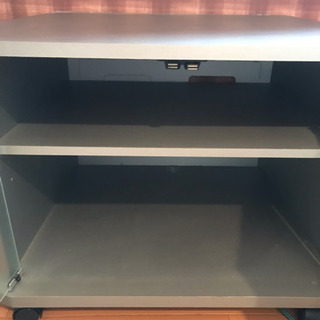 キャスター付きテレビ台の画像