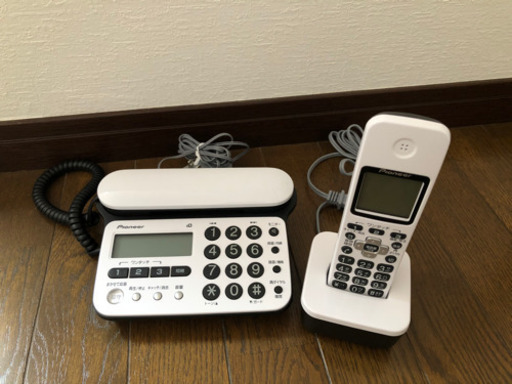 電話機　子機付　1年くらい使用しました