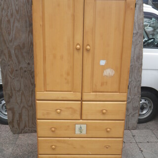 無料で差し上げます。■洋服箪笥　タンス　チェスト 　W80 D5...