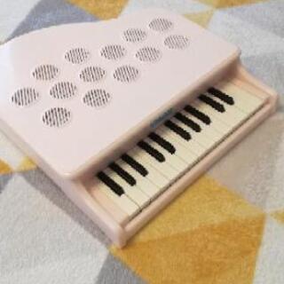 カワイ ミニピアノ