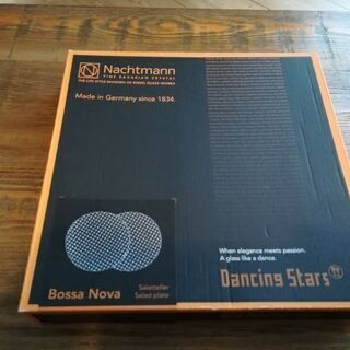 新品未使用　ボサノバ　丸型ペアプレートの画像