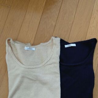 カシミアタッチセーター2枚