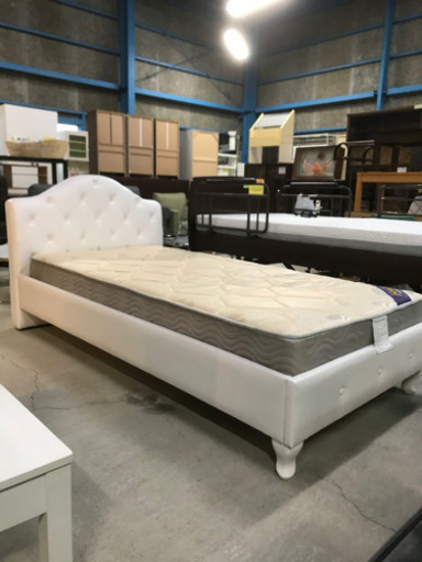 売れ筋商品！シングルベッド ベッドフレーム&マットレス