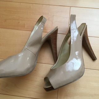 【値下げ　新品】NINE WEST サンダルの画像