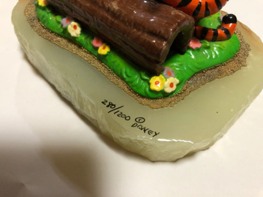 ディズニー 限定 ロン・リー 大理石 プーさん &小物入れ