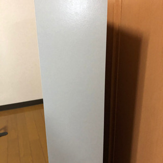 本棚 薄型 キャスター付 86.5×60×15 中古品の画像