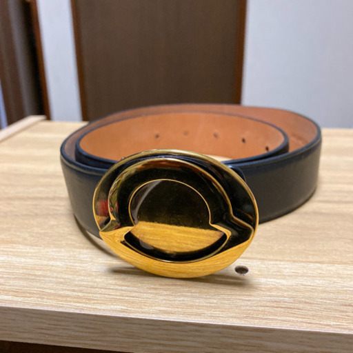 モンクレール レザーベルト 75 金×黒