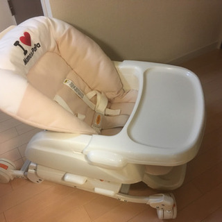 コンビ Combi ローラックチェア