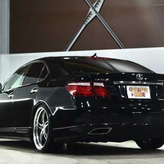 【車検２年付】  H.21(2009)年 レクサス LS460 バージョンC 社外21inアルミ/サスコン/フルエアロ☆自社ローン・オートローン全国対応の画像