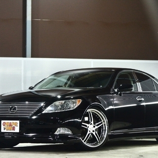 【車検２年付】  H.21(2009)年 レクサス LS460 バージョンC 社外21inアルミ/サスコン/フルエアロ☆自社ローン・オートローン全国対応の画像