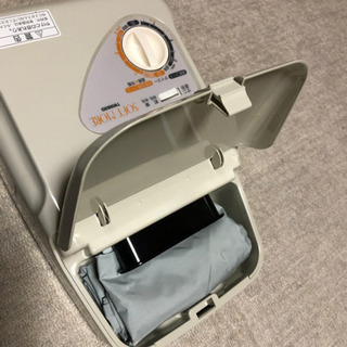 ツインバード　布団乾燥機の画像