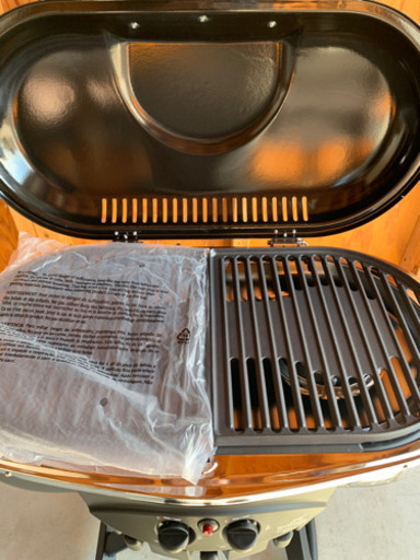 コールマン ロードトリップグリル 新品青色　coleman roadtrip grill
