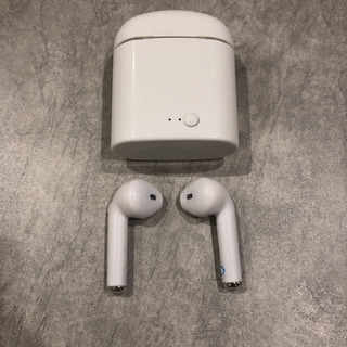 ワイヤレスイヤホン ホワイトの画像