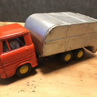 ブリキカー パッカー車の画像