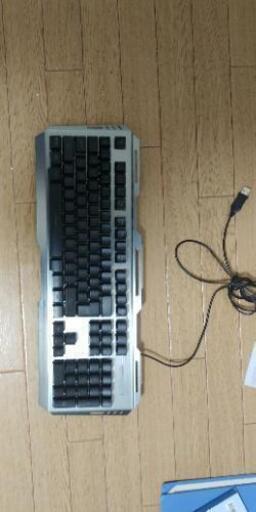 ゲーミングキーボード