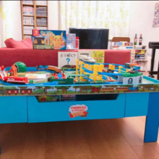 トーマス   プレイテーブル☆フィッシャープライスプラレール