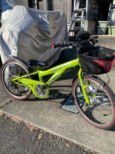 子供用 自転車 22インチ 6段変速 黄緑 シルバーフォックス ヘルメットと膝あて等一式
