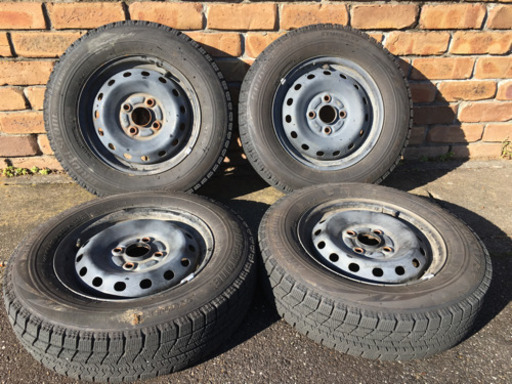 スタッドレス タイヤホイールセット 145/80R13