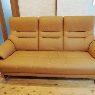 【美品!】キャメル色の合成皮革ソファー　※取引中の画像