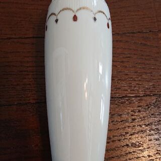 一輪挿し(ジュン アシダ)の画像