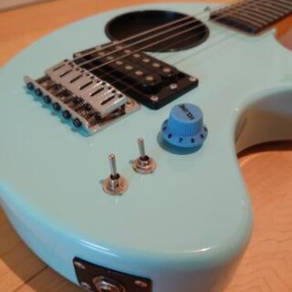 フェルナンデスFERNANDES so-3 水色エレキギター 美品　アンプ内蔵 フェルナンデスFERNANDES so-3 水色エレキギター 美品 アンプ内蔵
