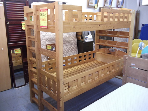 ID:G905588　２段ベッド（下段が少し高いです）