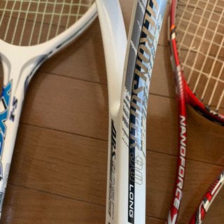 ラケット３本　ボールとバッグ　ソフトテニスの画像