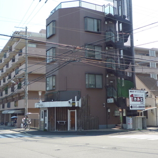 伊丹野間８丁目サンロイヤル２階