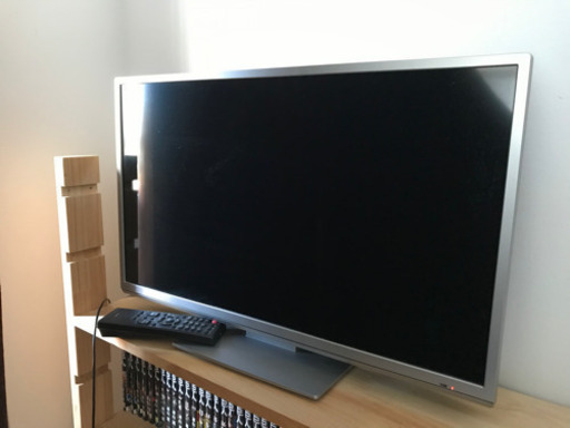 取引中　液晶テレビ　24型　ORION