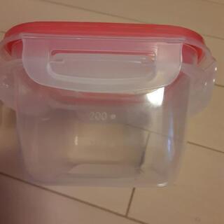 電子レンジ対応　4ヶ所ロックタッパーの画像