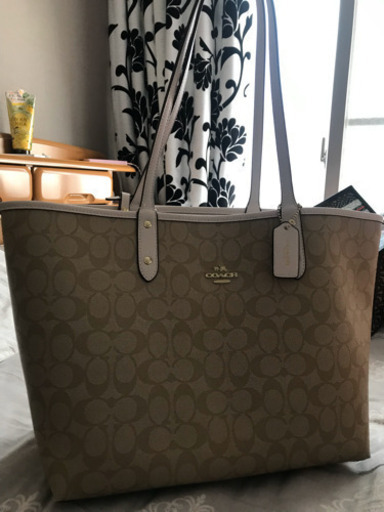 最終値下げ❗️美品❣️coach のトート両面バッグです