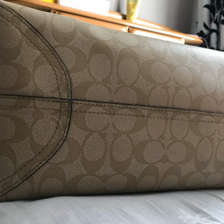 最終値下げ❗️美品❣️coach のトート両面バッグですの画像