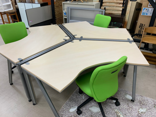 OKAMURA製品！デスク3つ！なんと総額定価¥580.000！