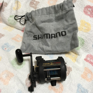 シマノTITANOS 船 2000 TITANIUM CARBO...