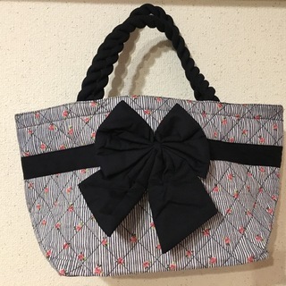 ナラヤ　NARAYA　トートバッグ　ランチバッグ　バラ