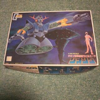 〘バンダイ模型〙1/144ジオング・プラモデル