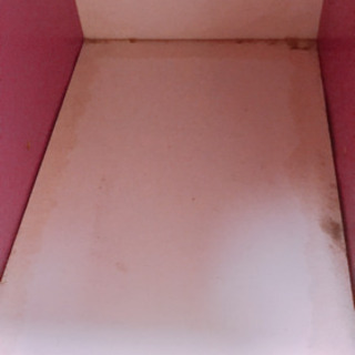 細身のカラーボックスの画像